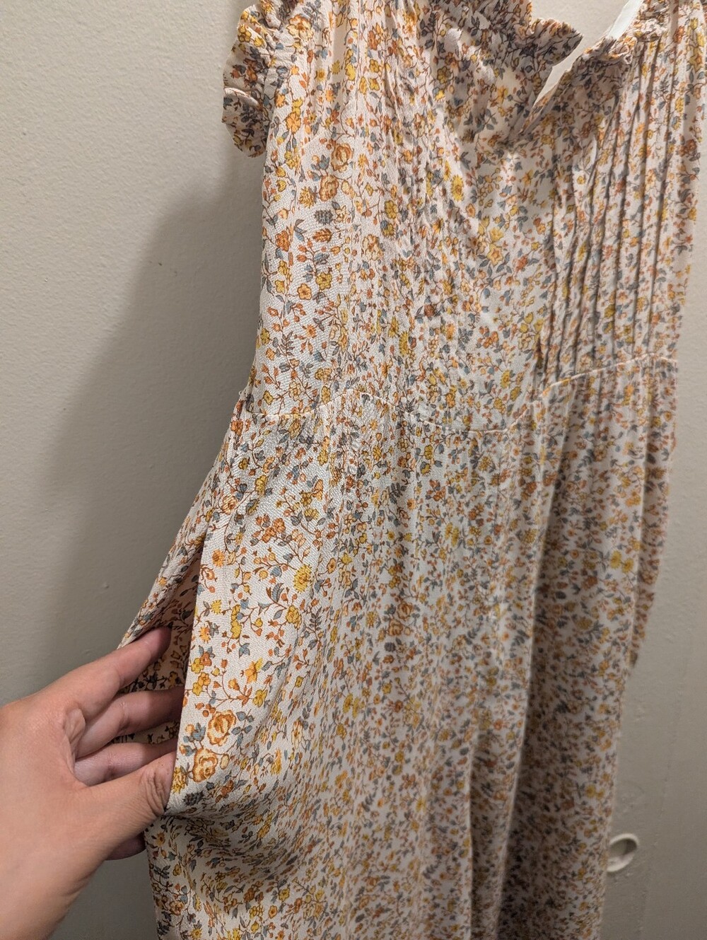 Madewell Pintuck Cami Jumpsuit in Blossoming Vines Floral Wide Leg - 8 - Picture 7 of 16